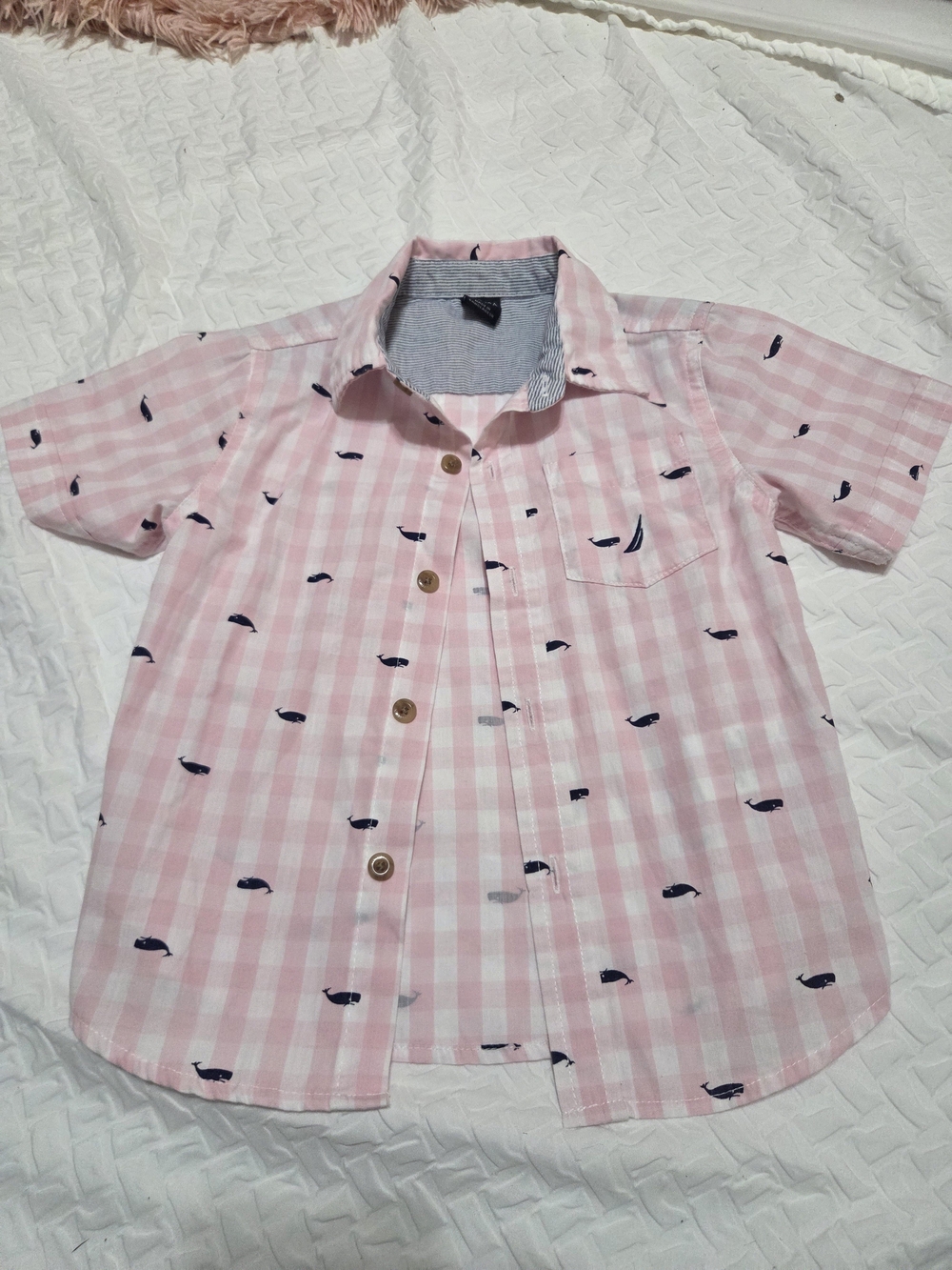 Nautica Pink Gingham Short-Sleeve Button-Down with Navy Fish Motif Nau2-ss1